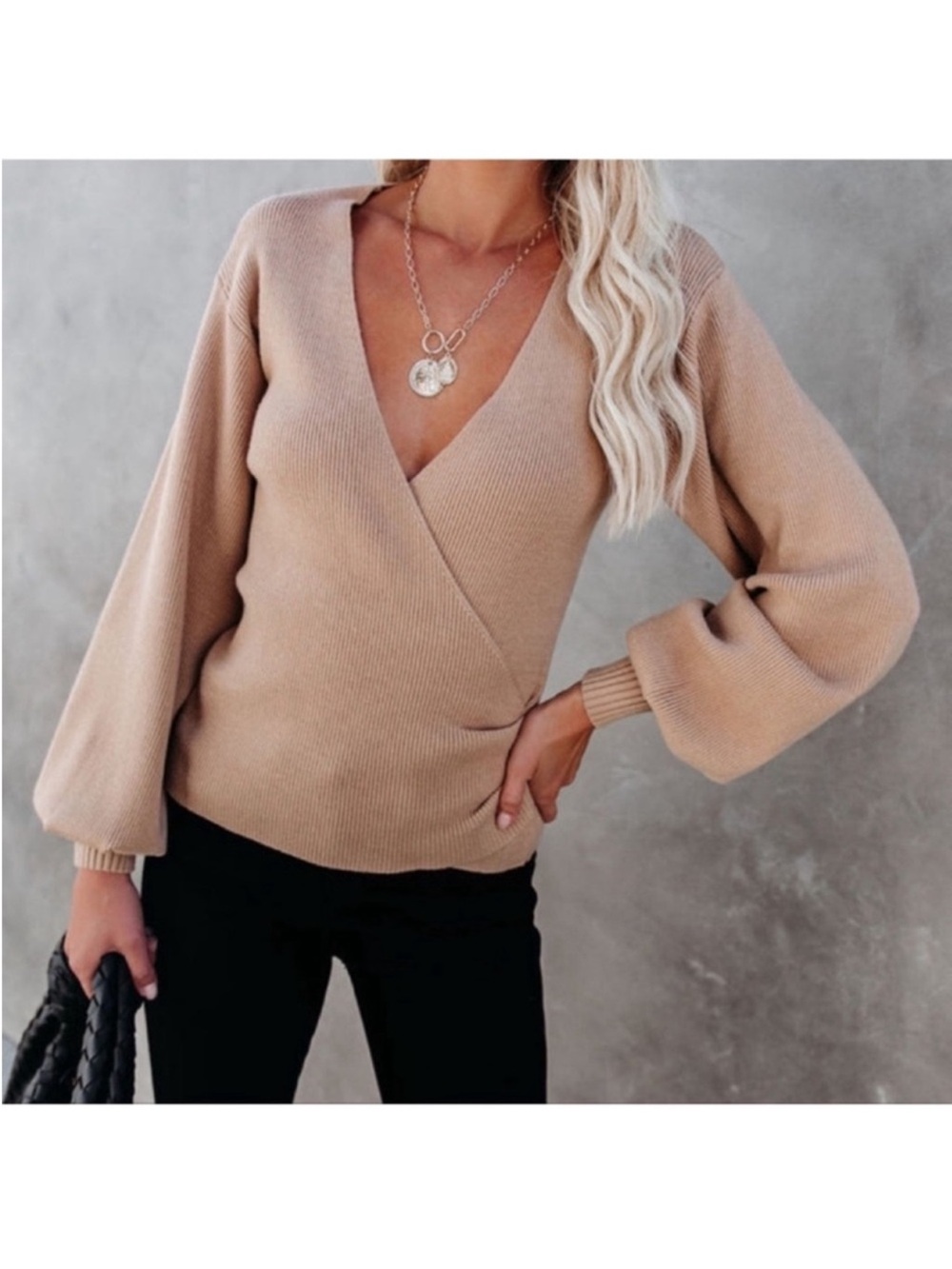 Vici knit Faux Wrap Sweater Sz L V Neck Long Sleeve